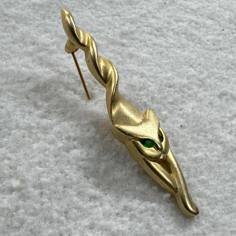 CAJC Brooch Women‎ Gold Excellent Vintage Stylized Cat Green Eyes Pin Whimsigoth